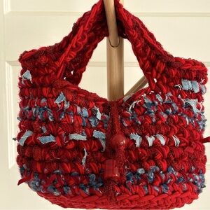 Multi Fiber Tote—Pretty in Red!
